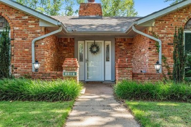 Beautifully remodeled in 2019! Newer carpet, tile, laminate wood on Hillcrest Country Club in Oklahoma - for sale on GolfHomes.com, golf home, golf lot