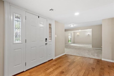 Beautifully remodeled in 2019! Newer carpet, tile, laminate wood on Hillcrest Country Club in Oklahoma - for sale on GolfHomes.com, golf home, golf lot