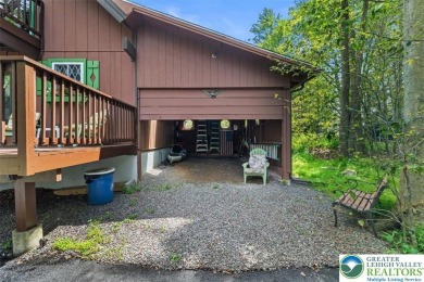 Charming Chalet in Pocono Farms Country Club. Welcome to this on Pocono Farms Country Club in Pennsylvania - for sale on GolfHomes.com, golf home, golf lot