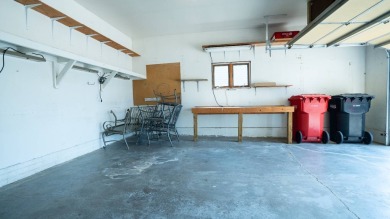Here's an opportunity to purchase a beautiful home near Fox Run on Fox Run Municipal Golf Course in South Dakota - for sale on GolfHomes.com, golf home, golf lot