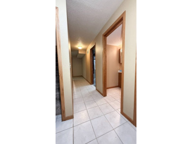Here's an opportunity to purchase a beautiful home near Fox Run on Fox Run Municipal Golf Course in South Dakota - for sale on GolfHomes.com, golf home, golf lot