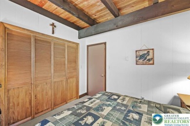 Charming Chalet in Pocono Farms Country Club. Welcome to this on Pocono Farms Country Club in Pennsylvania - for sale on GolfHomes.com, golf home, golf lot