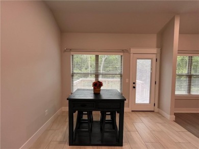 Like new! All brick, one owner, well-kept home. Two bedroom plus on Bella Vista Country Club - Highlands in Arkansas - for sale on GolfHomes.com, golf home, golf lot