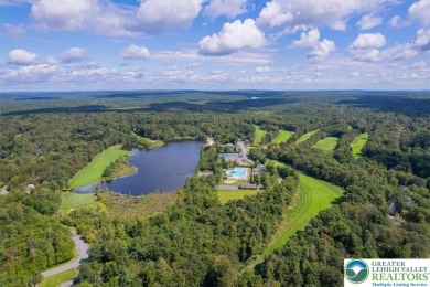 Charming Chalet in Pocono Farms Country Club. Welcome to this on Pocono Farms Country Club in Pennsylvania - for sale on GolfHomes.com, golf home, golf lot