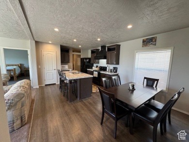 This effectively brand new home is located in the gated Skyline on Skyline Mountain Resort and Golf Course in Utah - for sale on GolfHomes.com, golf home, golf lot