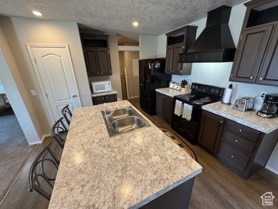 This effectively brand new home is located in the gated Skyline on Skyline Mountain Resort and Golf Course in Utah - for sale on GolfHomes.com, golf home, golf lot