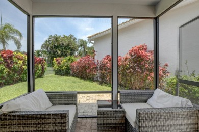 Beautiful 3 BR, 3BA home on a large pie shaped lot.Enter into a on Polo Club of Boca Raton in Florida - for sale on GolfHomes.com, golf home, golf lot