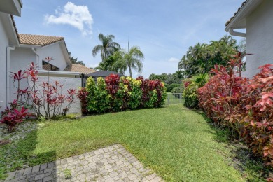 Beautiful 3 BR, 3BA home on a large pie shaped lot.Enter into a on Polo Club of Boca Raton in Florida - for sale on GolfHomes.com, golf home, golf lot