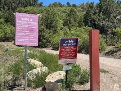 This effectively brand new home is located in the gated Skyline on Skyline Mountain Resort and Golf Course in Utah - for sale on GolfHomes.com, golf home, golf lot