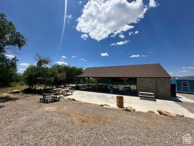 This effectively brand new home is located in the gated Skyline on Skyline Mountain Resort and Golf Course in Utah - for sale on GolfHomes.com, golf home, golf lot