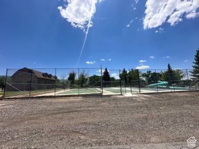 This effectively brand new home is located in the gated Skyline on Skyline Mountain Resort and Golf Course in Utah - for sale on GolfHomes.com, golf home, golf lot