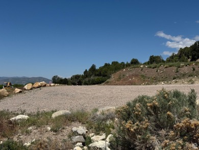 This effectively brand new home is located in the gated Skyline on Skyline Mountain Resort and Golf Course in Utah - for sale on GolfHomes.com, golf home, golf lot