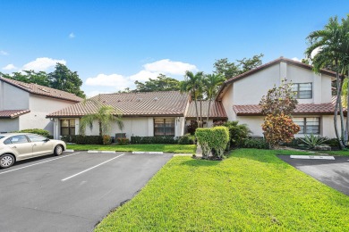 Beautifully renovated 2BR lakefront condo in the sought-after on Deer Creek Golf Club in Florida - for sale on GolfHomes.com, golf home, golf lot