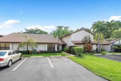 Beautifully renovated 2BR lakefront condo in the sought-after on Deer Creek Golf Club in Florida - for sale on GolfHomes.com, golf home, golf lot