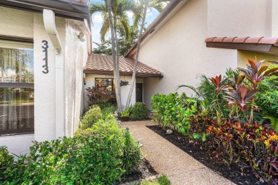 Beautifully renovated 2BR lakefront condo in the sought-after on Deer Creek Golf Club in Florida - for sale on GolfHomes.com, golf home, golf lot