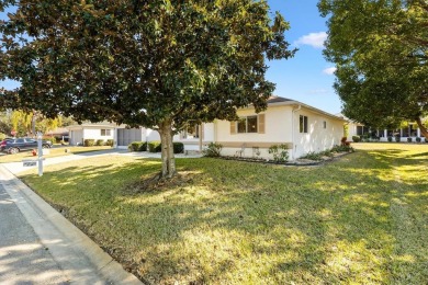 2/2 PLUS OFFICE , SOLAR PANELS. Furnished. Palm model in the on Eagle Ridge At Spruce Creek Country Club in Florida - for sale on GolfHomes.com, golf home, golf lot