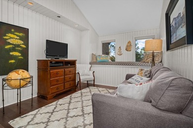 BEAUTIFUL MID-CENTURY HOME LOCATED NEAR THE FAIRWAY IN RAYBURN! on Rayburn Country Club in Texas - for sale on GolfHomes.com, golf home, golf lot