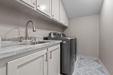 BEAUTIFUL MID-CENTURY HOME LOCATED NEAR THE FAIRWAY IN RAYBURN! on Rayburn Country Club in Texas - for sale on GolfHomes.com, golf home, golf lot