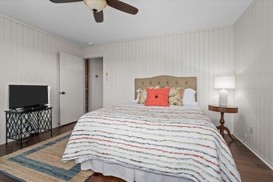 BEAUTIFUL MID-CENTURY HOME LOCATED NEAR THE FAIRWAY IN RAYBURN! on Rayburn Country Club in Texas - for sale on GolfHomes.com, golf home, golf lot