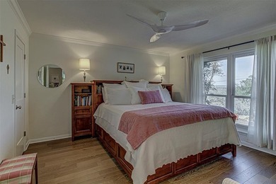 GORGEOUS LAKE LBJ VIEWS IN HIGHLY DESIREABLE DEER HAVEN on Apple Rock Golf Course - Horseshoe Bay in Texas - for sale on GolfHomes.com, golf home, golf lot