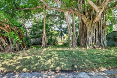 A beautifully treed vacant lot, 135 X 87.50, ready to build and on Lake Worth Municipal Golf Course in Florida - for sale on GolfHomes.com, golf home, golf lot