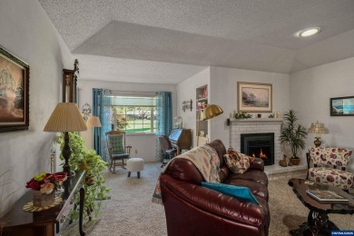 Salemtowne 55+ community golf course home with views of the 6th on Salemtowne Golf Club in Oregon - for sale on GolfHomes.com, golf home, golf lot