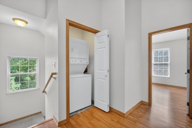 Popular tri-level townhome in West Des Moines, moments from Des on Des Moines Golf and Country Club in Iowa - for sale on GolfHomes.com, golf home, golf lot