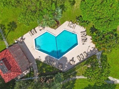 Gorgeous and completely remodeled 2/2 unit. Open-concept kitchen on Inverrary Country Club in Florida - for sale on GolfHomes.com, golf home, golf lot