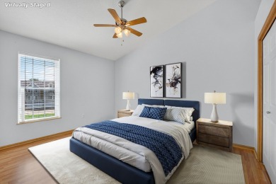 Popular tri-level townhome in West Des Moines, moments from Des on Des Moines Golf and Country Club in Iowa - for sale on GolfHomes.com, golf home, golf lot