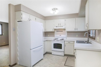 Experience comfortable living in this bright two-bedroom, one on Green Lea Golf Course in Minnesota - for sale on GolfHomes.com, golf home, golf lot