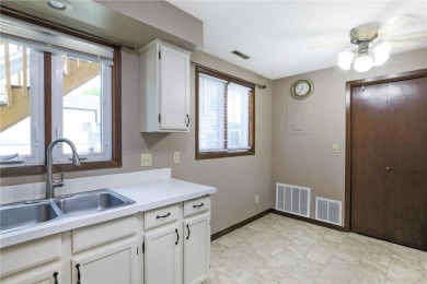 Experience comfortable living in this bright two-bedroom, one on Green Lea Golf Course in Minnesota - for sale on GolfHomes.com, golf home, golf lot