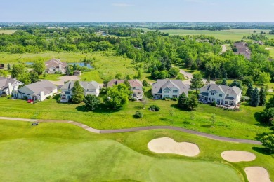 Well maintained 3bed/2.5 bath 2 story condo on one of Geneva on Geneva National Golf Club in Wisconsin - for sale on GolfHomes.com, golf home, golf lot