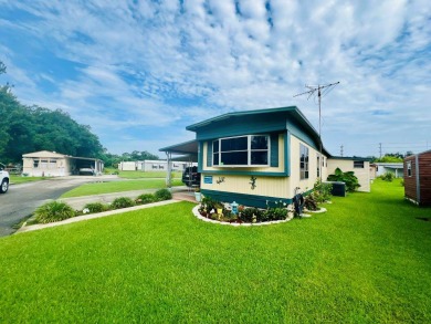 WELCOME TO THIS CHARMING HOME IN PRISTINE CONDITION!! This on Skyview Golf and Country Club in Florida - for sale on GolfHomes.com, golf home, golf lot