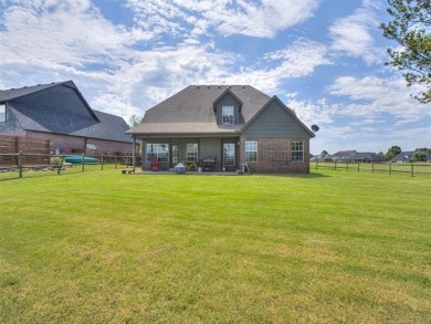 Welcome to this beautifully cared-for home in The Fairways of on Bailey Ranch Golf Club in Oklahoma - for sale on GolfHomes.com, golf home, golf lot