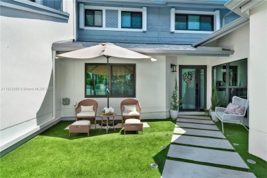 Stunning fully renovated 3-bed, 2-bath townhouse in The on Jim McLean Signature Course in Florida - for sale on GolfHomes.com, golf home, golf lot