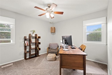 Move-in ready with soaring vaulted ceilings and an abundance of on Lakewood Oaks Golf Club, Ltd. in Missouri - for sale on GolfHomes.com, golf home, golf lot
