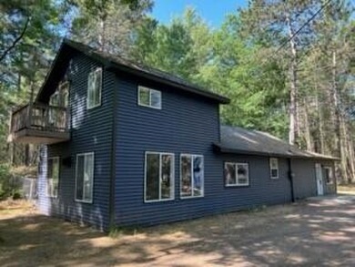 Updated 3 bedroom home on 3 acres less than a mile from Houghton on White Deer Country Club in Michigan - for sale on GolfHomes.com, golf home, golf lot