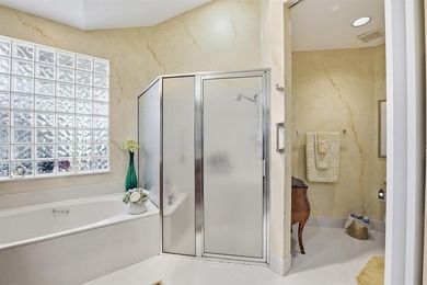 Beautifully maintained 3-bedroom, 2.5-bath single-family home in on Indian Spring Golf and Country Club in Florida - for sale on GolfHomes.com, golf home, golf lot