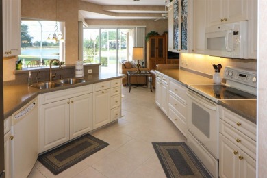 WONDERFUL LOCATION FOR THIS LARGE WATERFRONT HOME IN THE GATED on Bobcat Trail Golf Club in Florida - for sale on GolfHomes.com, golf home, golf lot