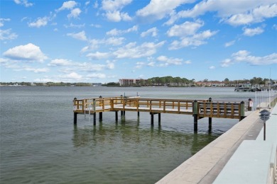 Estate Sale, 1-Bedroom, 1-bathroom condo overlooking the on The Dunedin Country Club in Florida - for sale on GolfHomes.com, golf home, golf lot