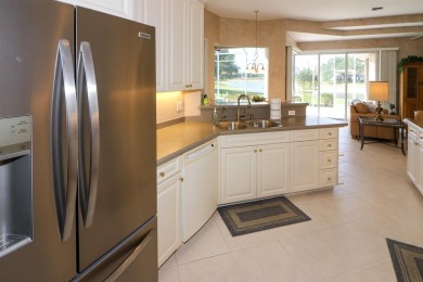 WONDERFUL LOCATION FOR THIS LARGE WATERFRONT HOME IN THE GATED on Bobcat Trail Golf Club in Florida - for sale on GolfHomes.com, golf home, golf lot