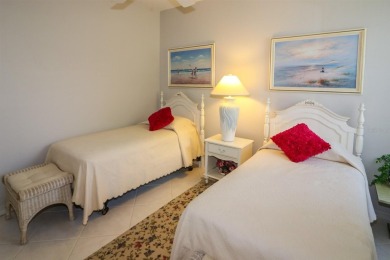 WONDERFUL LOCATION FOR THIS LARGE WATERFRONT HOME IN THE GATED on Bobcat Trail Golf Club in Florida - for sale on GolfHomes.com, golf home, golf lot