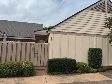 Step up to the best of Hilton Head in this remodeled Queens on Palmetto Dunes Golf Course and Resort in South Carolina - for sale on GolfHomes.com, golf home, golf lot