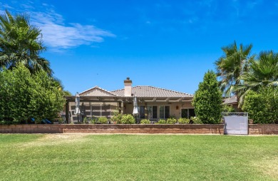 Sophisticated and Contemporary Retreat with Stunning Views

 on Indian Palms Country Club and Resort in California - for sale on GolfHomes.com, golf home, golf lot