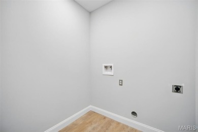 NEW CONSTRUCTION!! PRICED TO SELL!! Ranch home on a premium on Incline Village Golf Course in Missouri - for sale on GolfHomes.com, golf home, golf lot