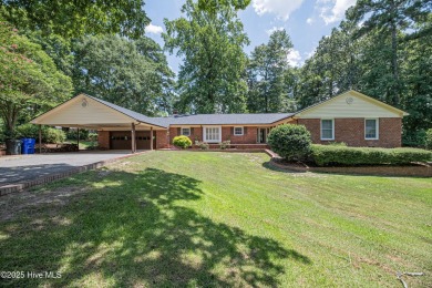 Exceptional Home in Prestigious Brook Valley.
Welcome to this on Brook Valley Country Club in North Carolina - for sale on GolfHomes.com, golf home, golf lot