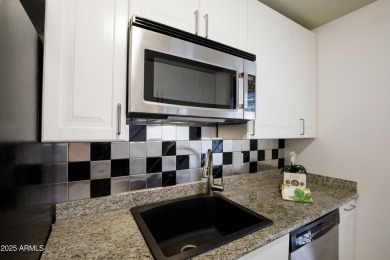 Exceptional 2BR/2BA 1st floor Condo in the Heart of the Biltmore on Arizona Biltmore Golf and Country Club in Arizona - for sale on GolfHomes.com, golf home, golf lot