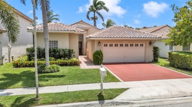FABULOUS GOLF COURSE TO LAKE GEM! A MUST SEE! MOVE-IN READY! on Bonaventure Country Club in Florida - for sale on GolfHomes.com, golf home, golf lot