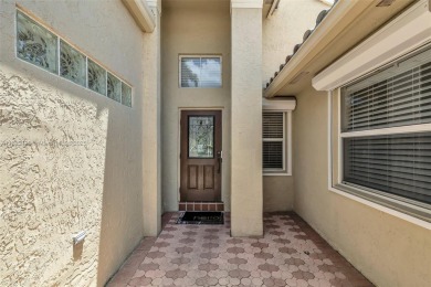 FABULOUS GOLF COURSE TO LAKE GEM! A MUST SEE! MOVE-IN READY! on Bonaventure Country Club in Florida - for sale on GolfHomes.com, golf home, golf lot