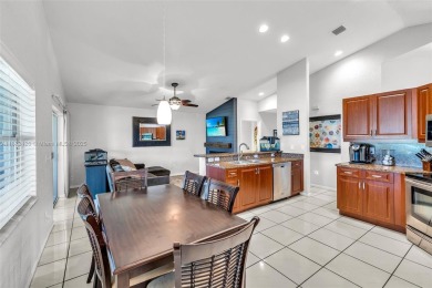 FABULOUS GOLF COURSE TO LAKE GEM! A MUST SEE! MOVE-IN READY! on Bonaventure Country Club in Florida - for sale on GolfHomes.com, golf home, golf lot
